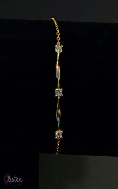 Gold-plated 925 silver bracelet with zircon inlay – perfect minimalist accessory for daily and office wear.
